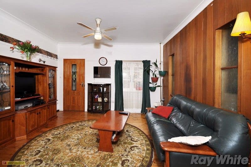 17 Gymea Street, NARRABUNDAH ACT 2604, Narrabundah - Thumbnail 2