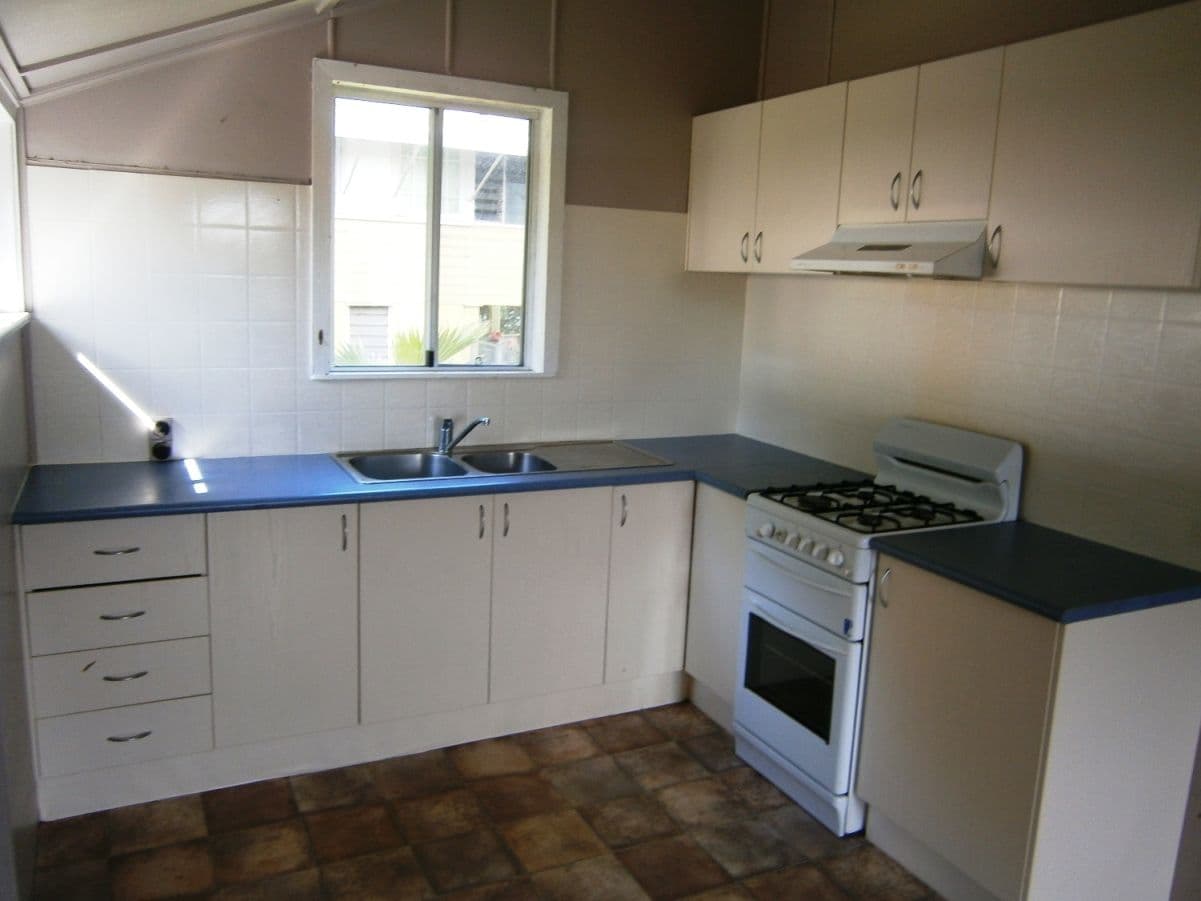 13 High Street, WALKERVALE QLD 4670, Walkervale - Thumbnail 2