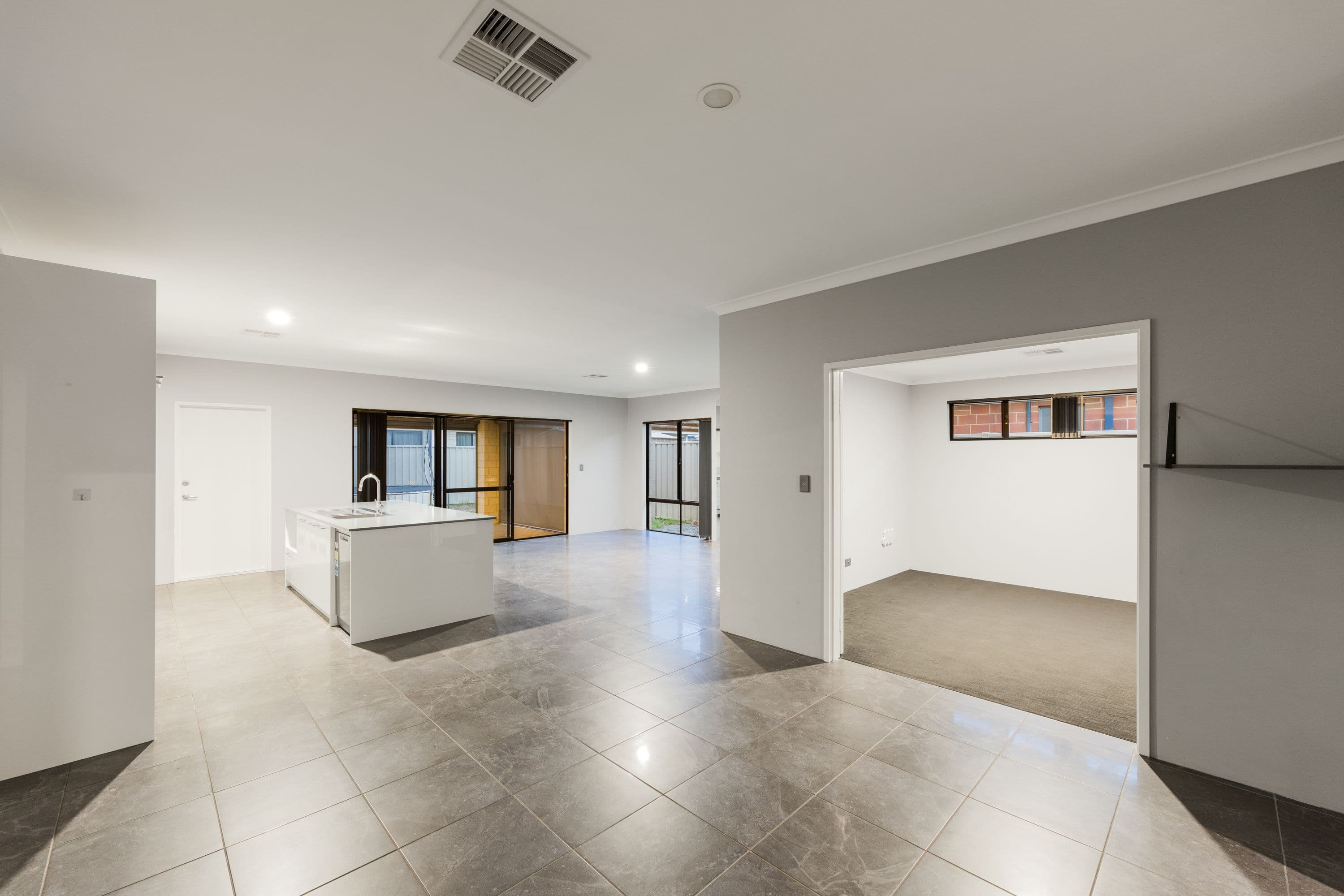 30 Silverthrone Road, Haynes WA 6112, Haynes - Thumbnail 7