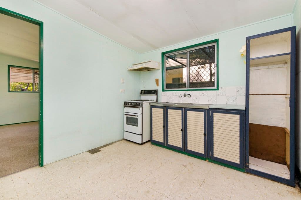 12 Wallace Street, Caboolture QLD 4510, Caboolture - Thumbnail 2