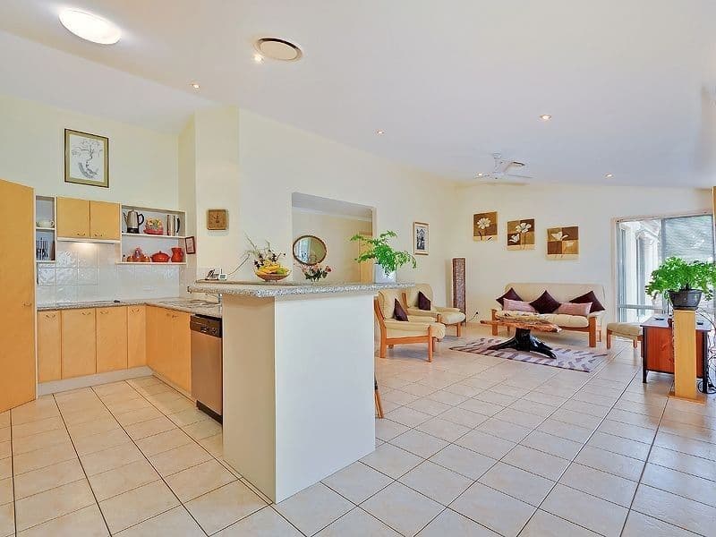 7 Watergum Place, TWIN WATERS QLD 4564, Twin Waters - Thumbnail 4