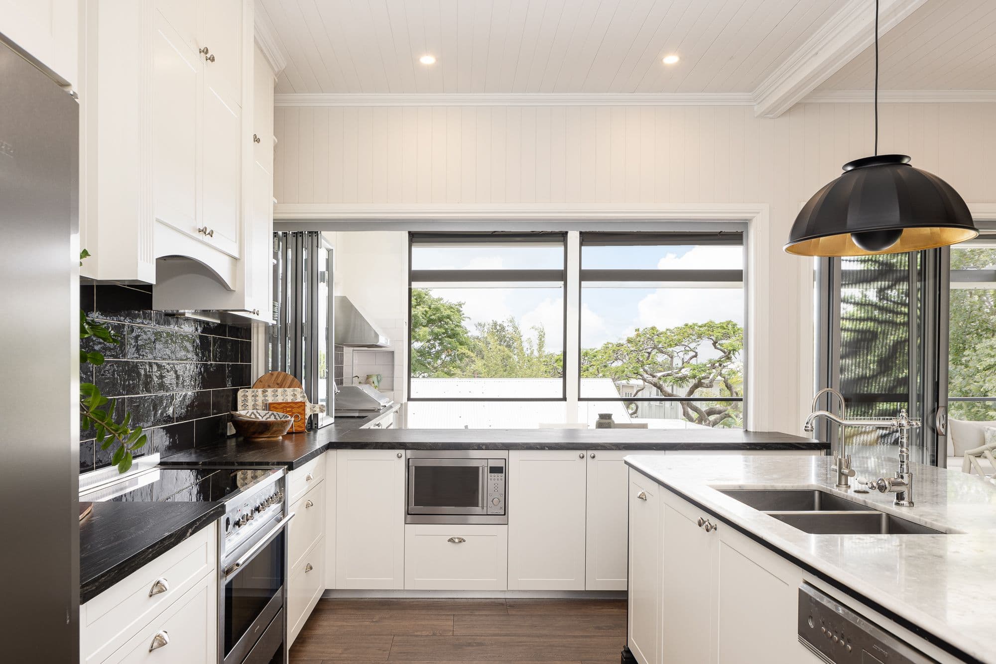 9 Nuttall Street, Bulimba QLD 4171, Bulimba - Thumbnail 5