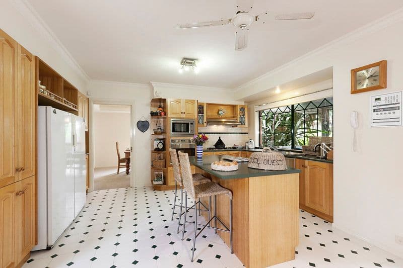 5 Caruana Drive, DINGLEY VILLAGE VIC 3172, Dingley Village - Thumbnail 7