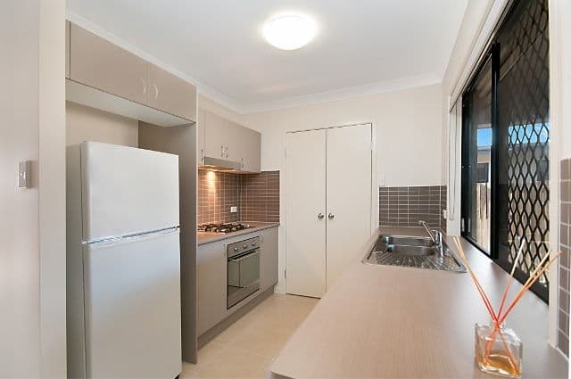 21 Wenlock Street, RASMUSSEN QLD 4815, Rasmussen - Thumbnail 3