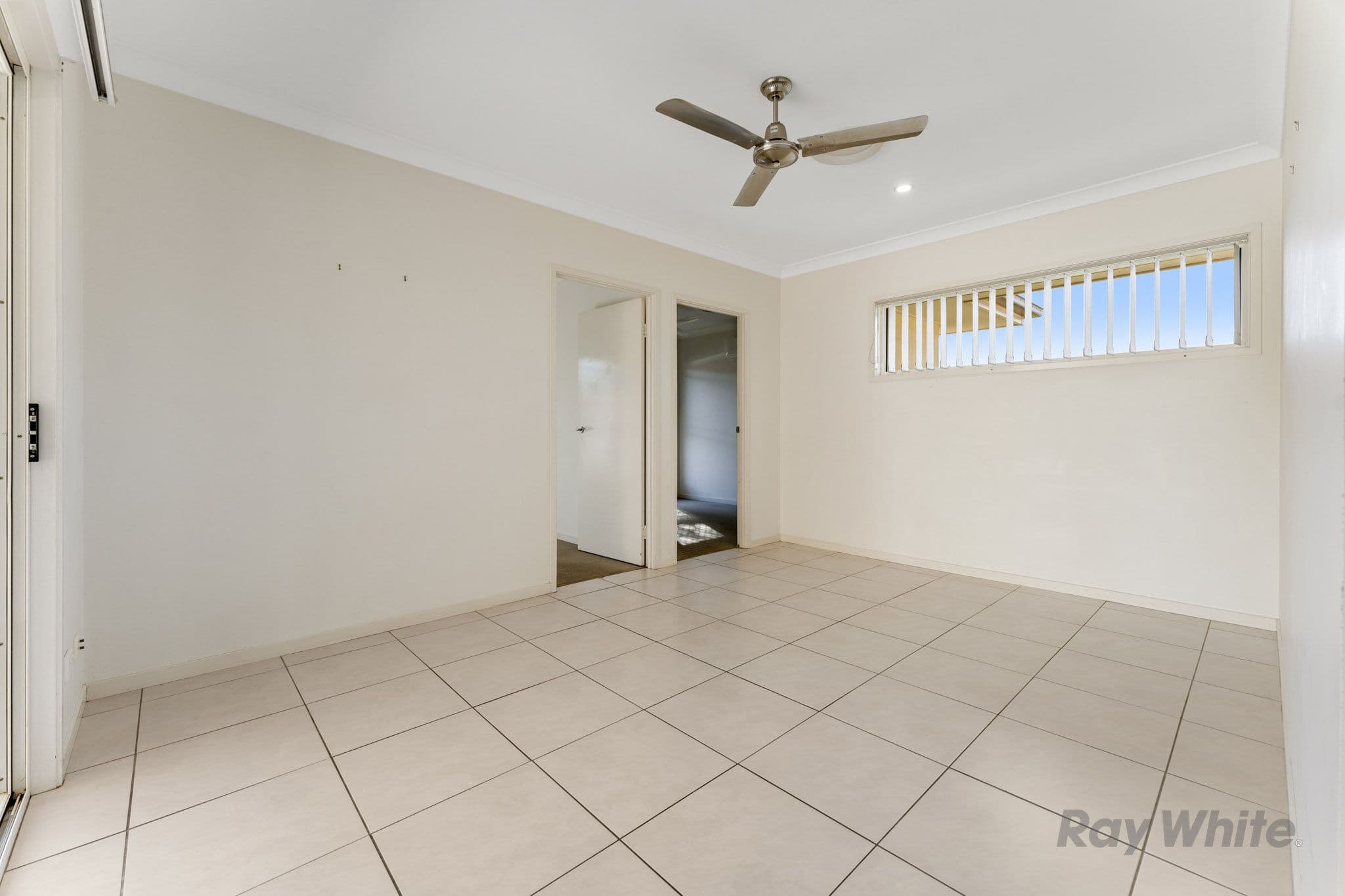 24 Cherrytree Crescent, Upper Caboolture QLD 4510, Upper Caboolture - Thumbnail 5