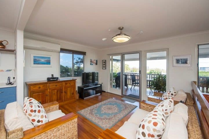 27 Glegg Street, WEST GLADSTONE QLD 4680, West Gladstone - Thumbnail 3