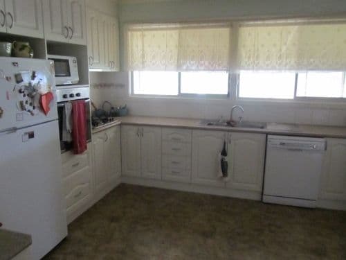 363 Trickett Street, Deniliquin - Thumbnail 3