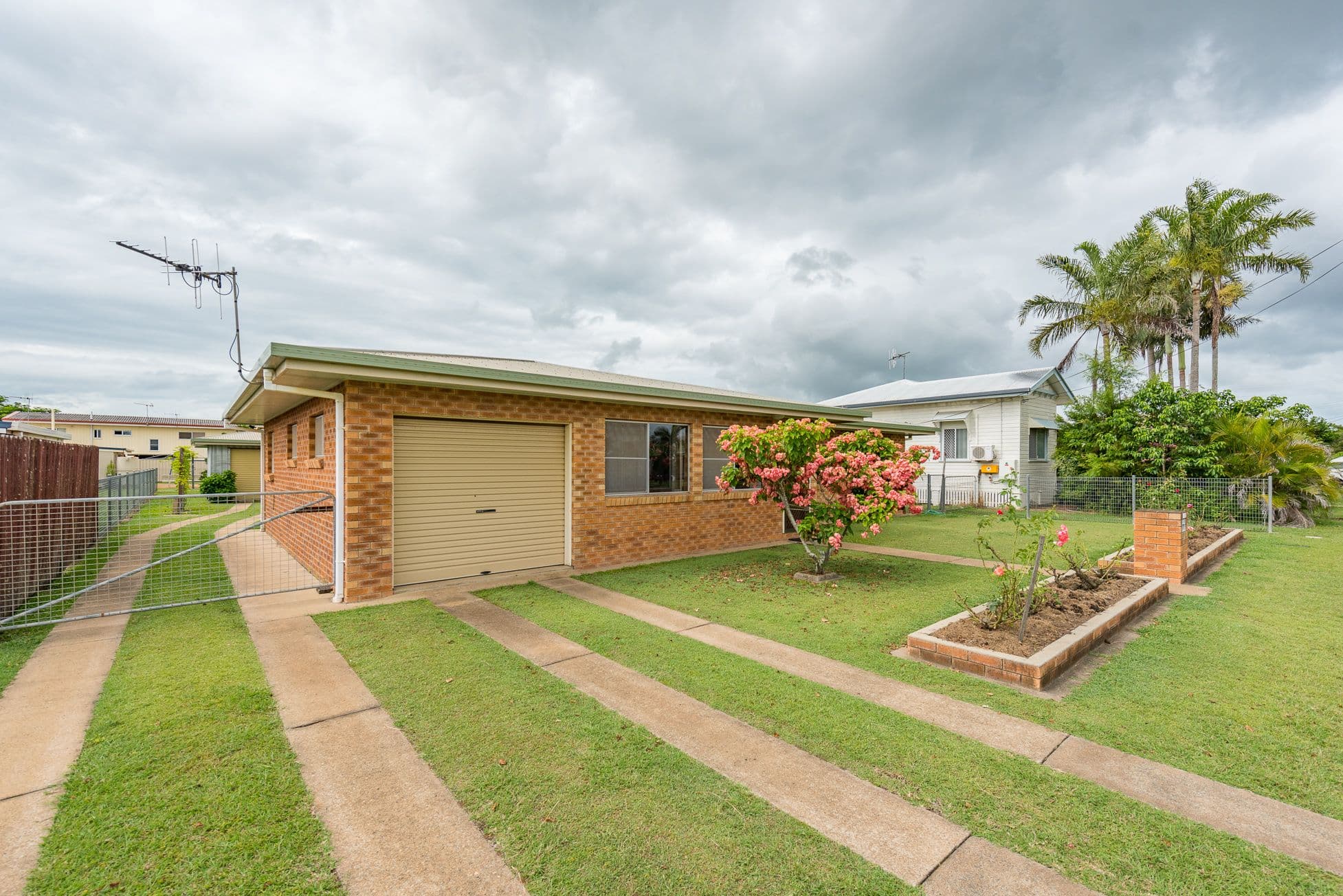 23 Greathead Road, Kepnock QLD 4670, Kepnock - Thumbnail 2