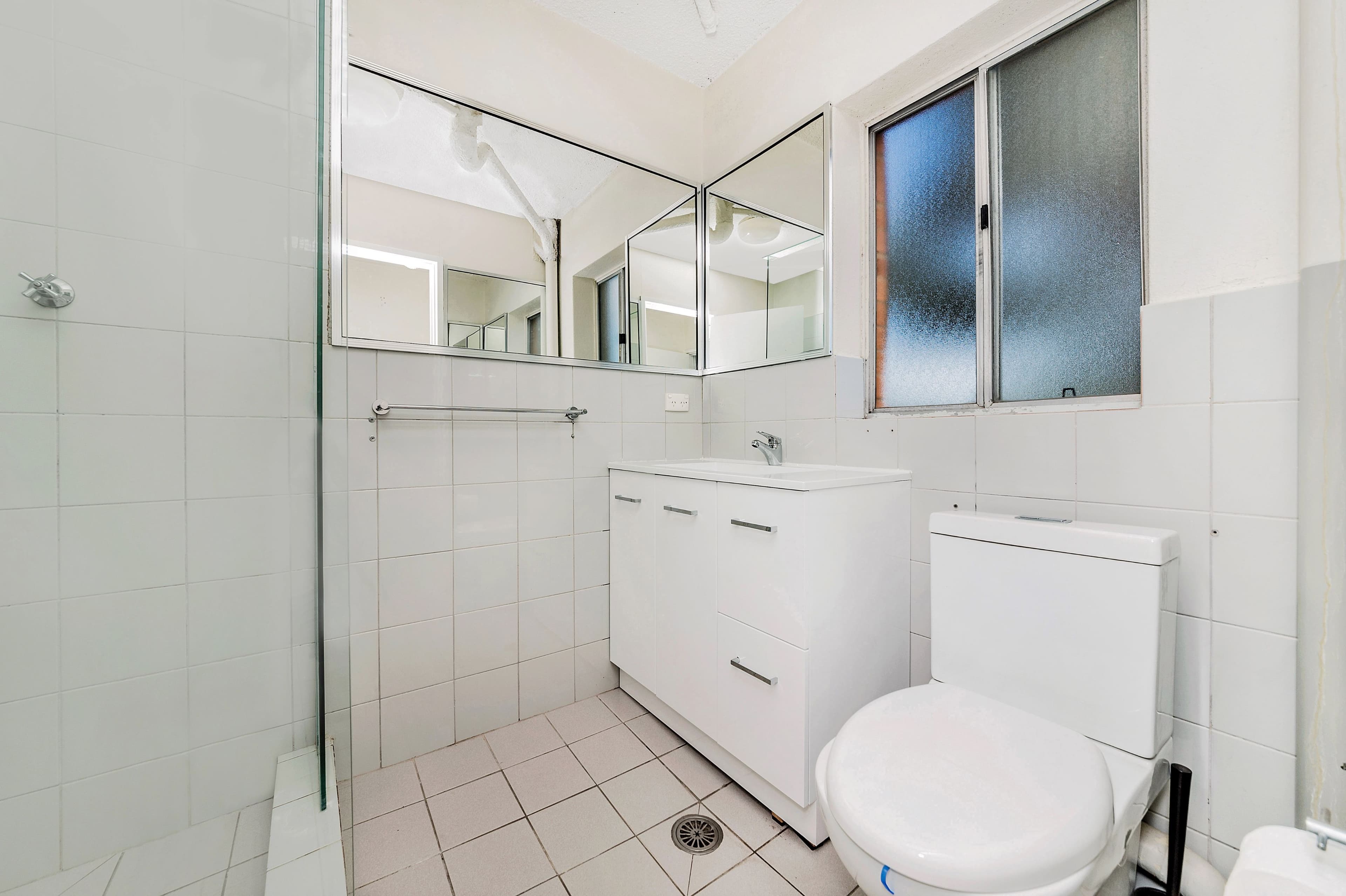18-20 Booth Street, Queanbeyan East NSW 2620, Queanbeyan East - Thumbnail 8