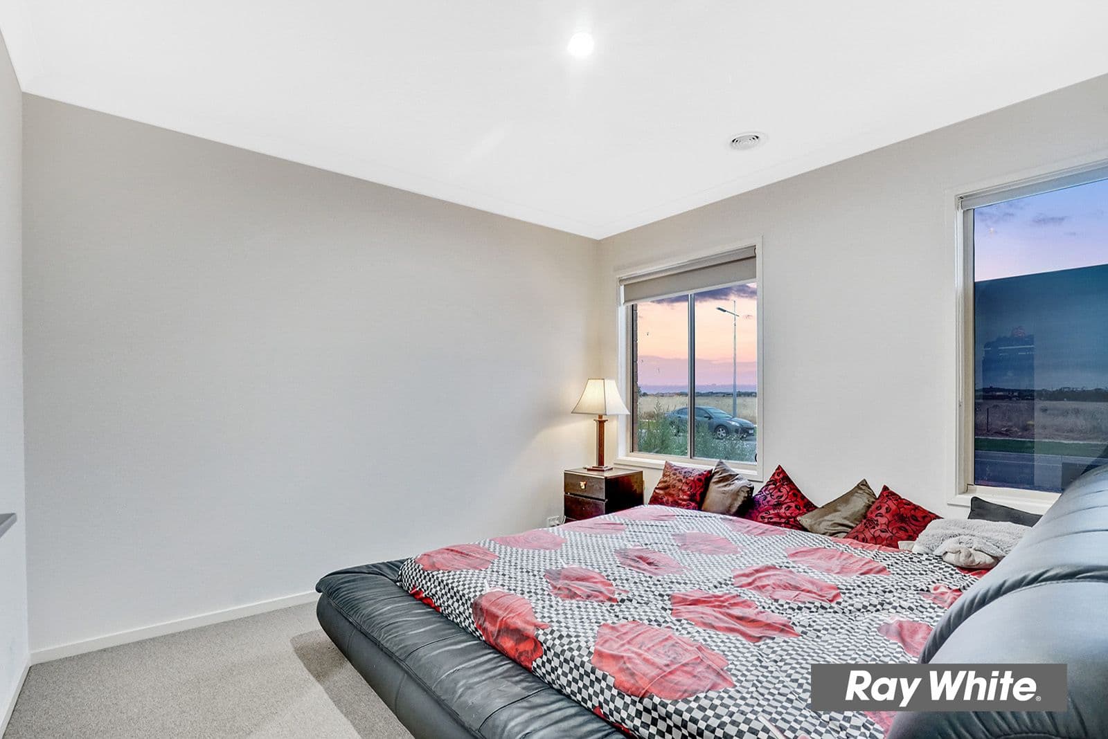5 Dover Street, Truganina VIC 3029, Truganina - Thumbnail 3
