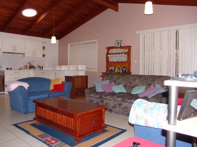 113 Parfrey Road, ROCHEDALE SOUTH QLD 4123, Rochedale South - Thumbnail 2