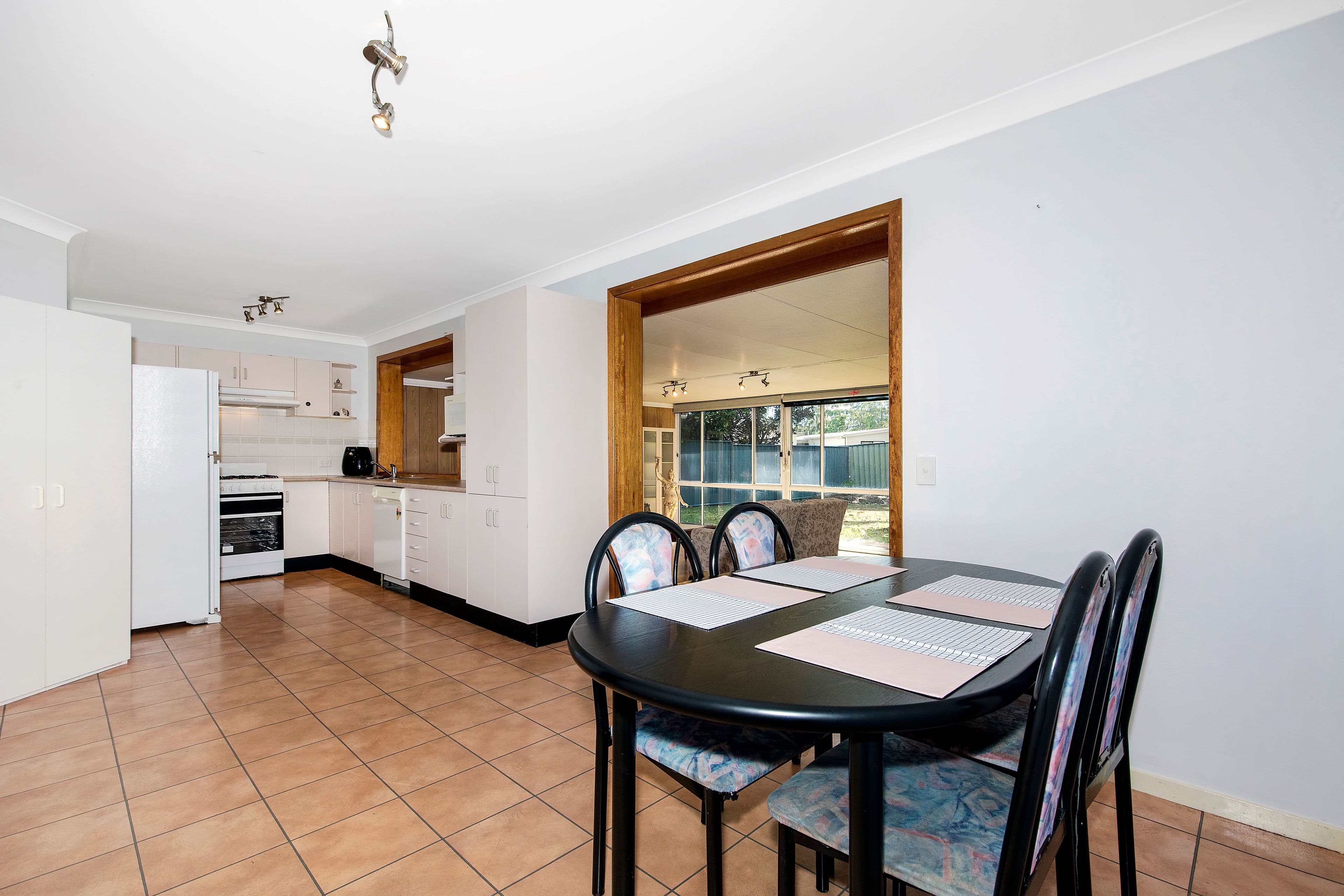13 Gumleaf Close, Erina - Thumbnail 5