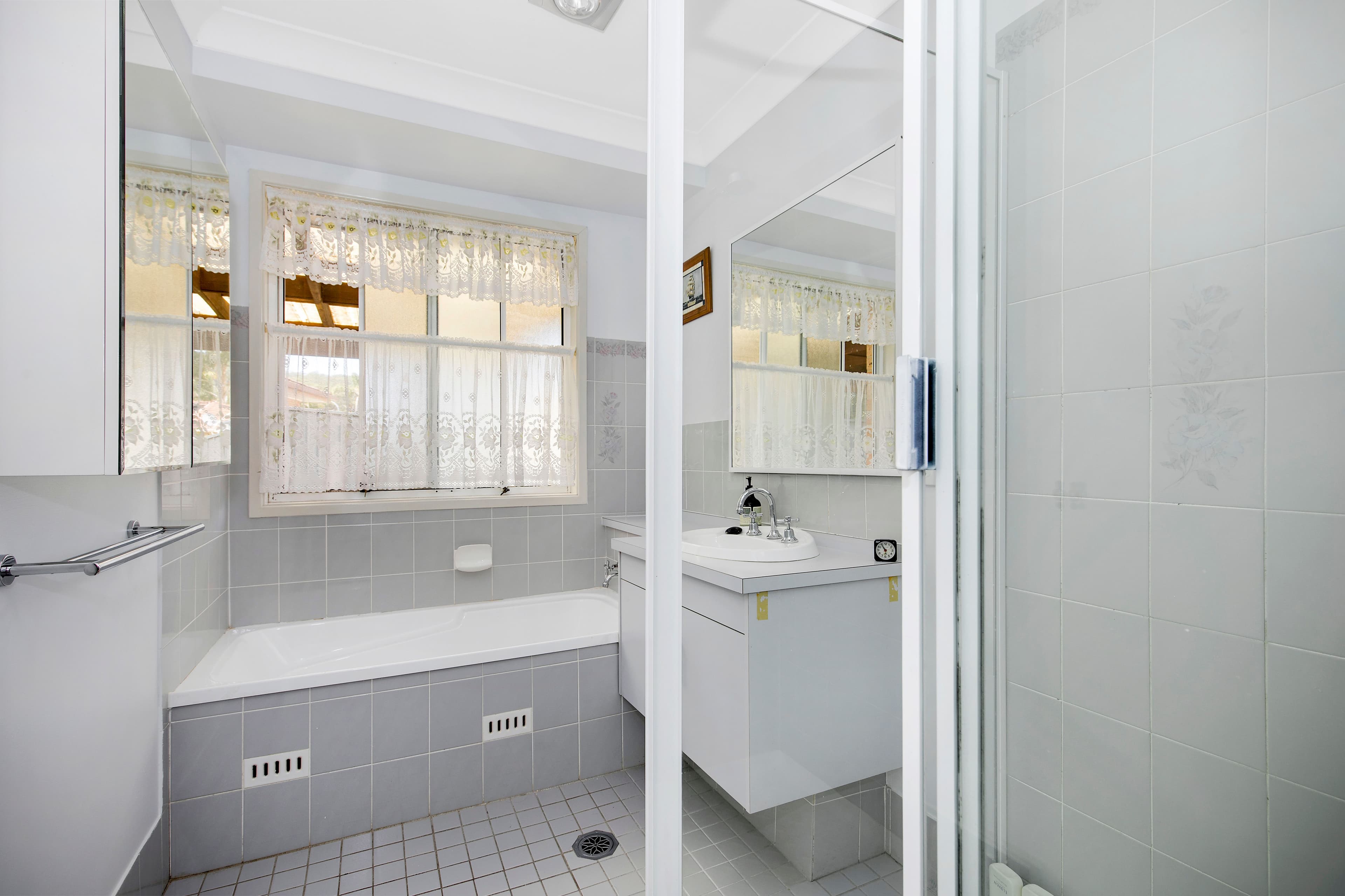 13 Gumleaf Close, Erina - Thumbnail 8