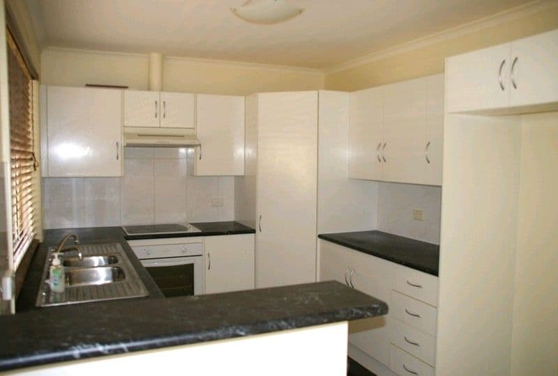 26 Flinders Street, RENMARK SA 5341, Renmark - Thumbnail 3