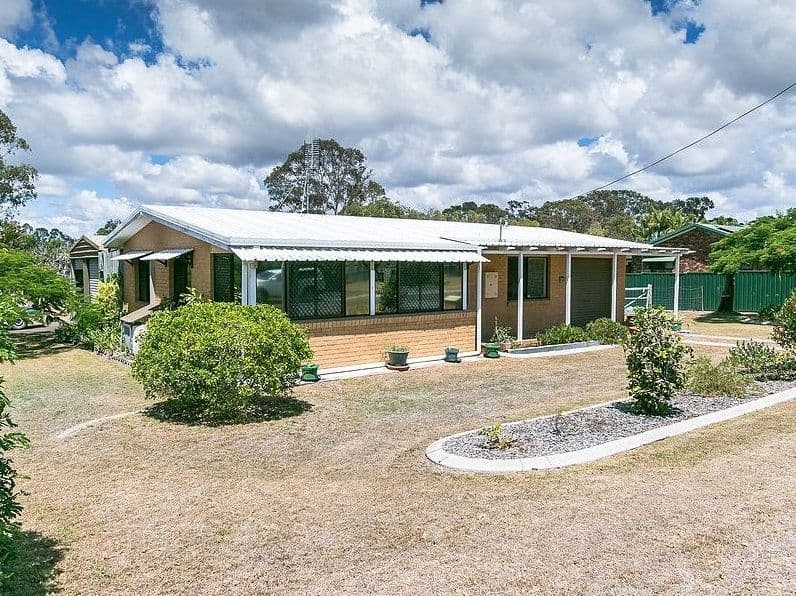 29 Southerden Street, Torquay QLD 4655, Torquay - Image 1