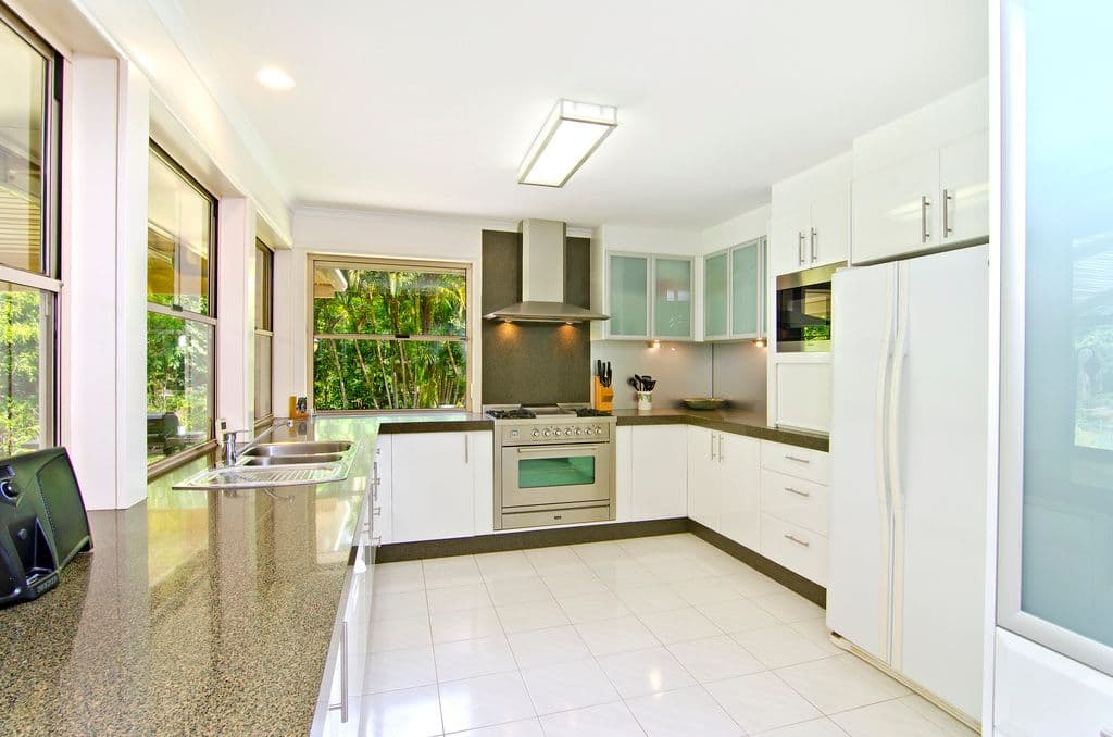 2 Shetland Place, MUDGEERABA QLD 4213, Mudgeeraba - Thumbnail 3