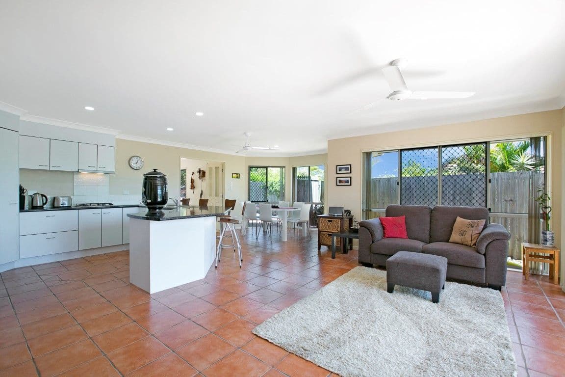 1 Orchna Street, BURLEIGH HEADS QLD 4220, Burleigh Heads - Thumbnail 6