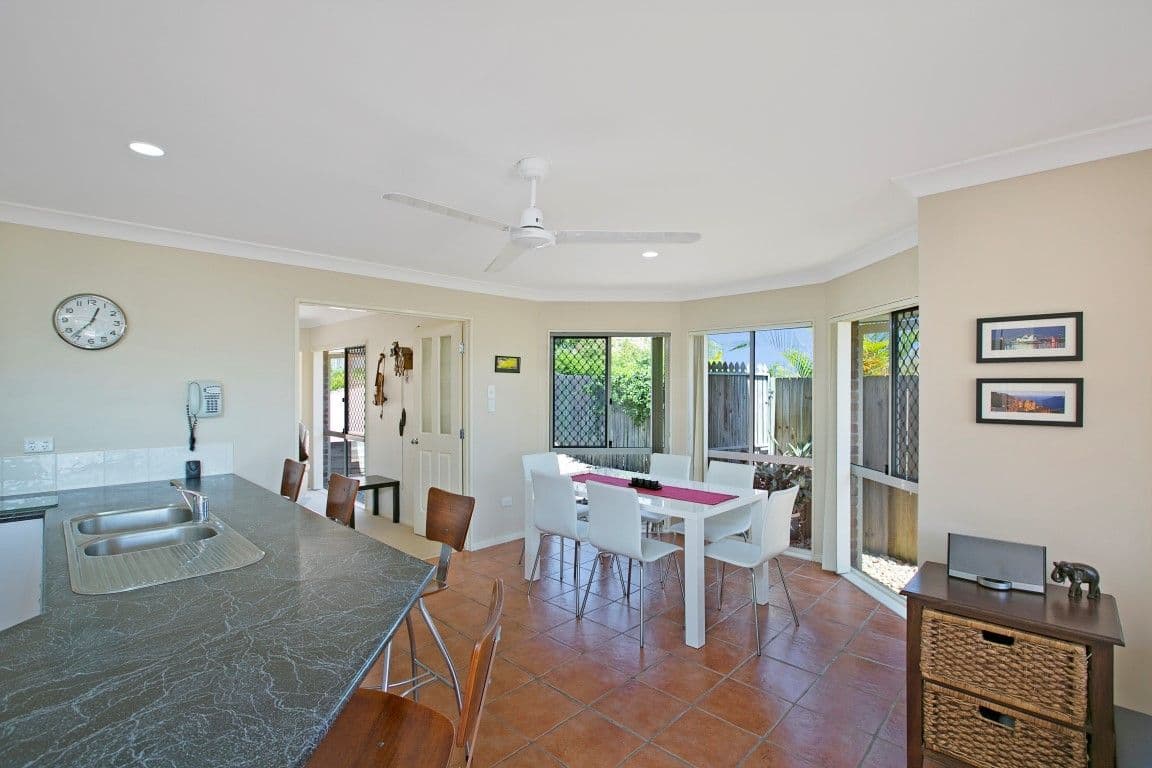 1 Orchna Street, BURLEIGH HEADS QLD 4220, Burleigh Heads - Thumbnail 7