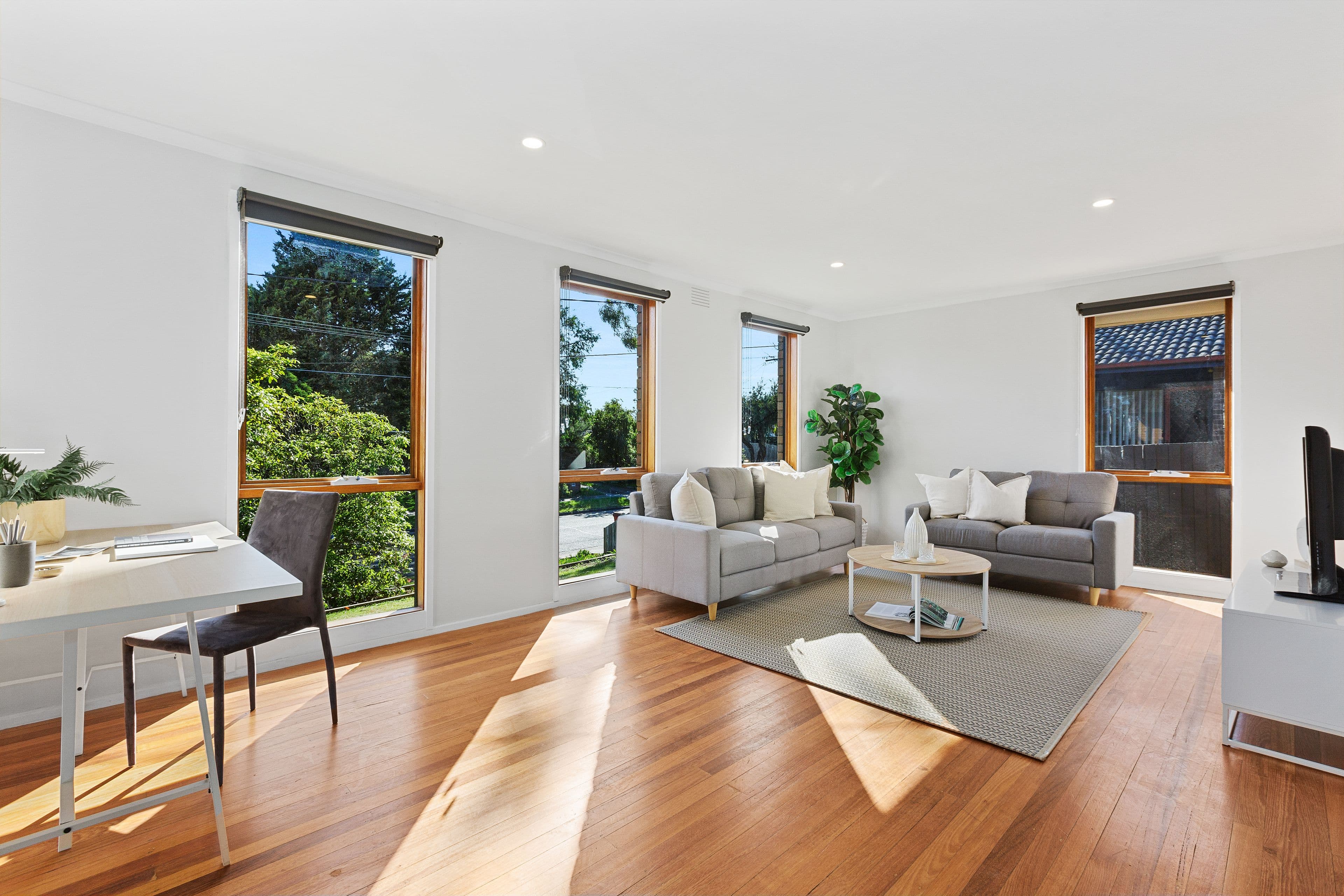 28 Benelong Crescent, Seaford VIC 3198, Seaford - Thumbnail 3
