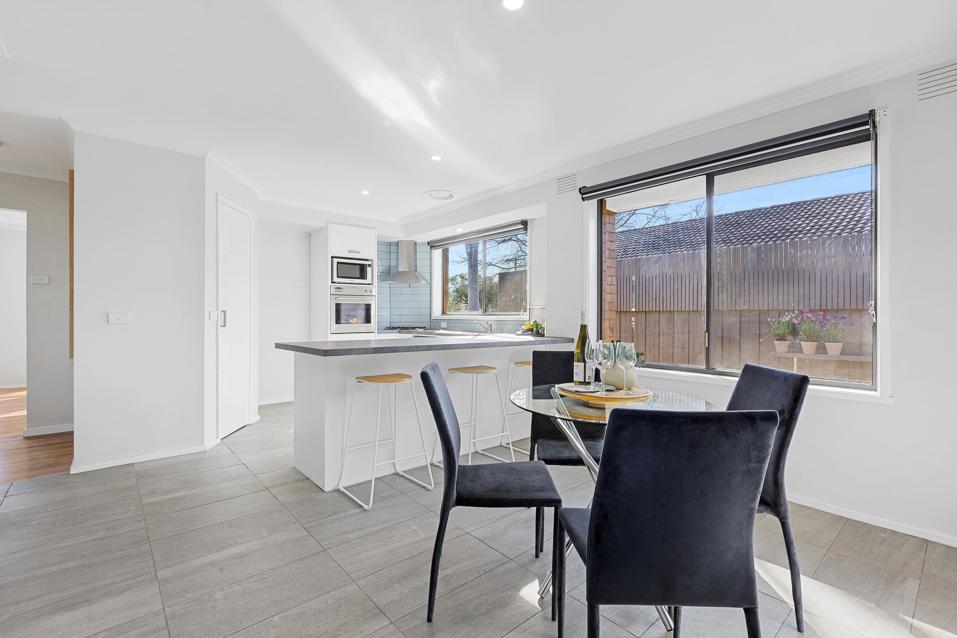 28 Benelong Crescent, Seaford VIC 3198, Seaford - Thumbnail 4