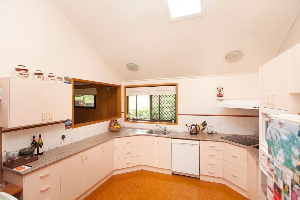 17 Narambi Street, THE GAP QLD 4061, The Gap - Thumbnail 5