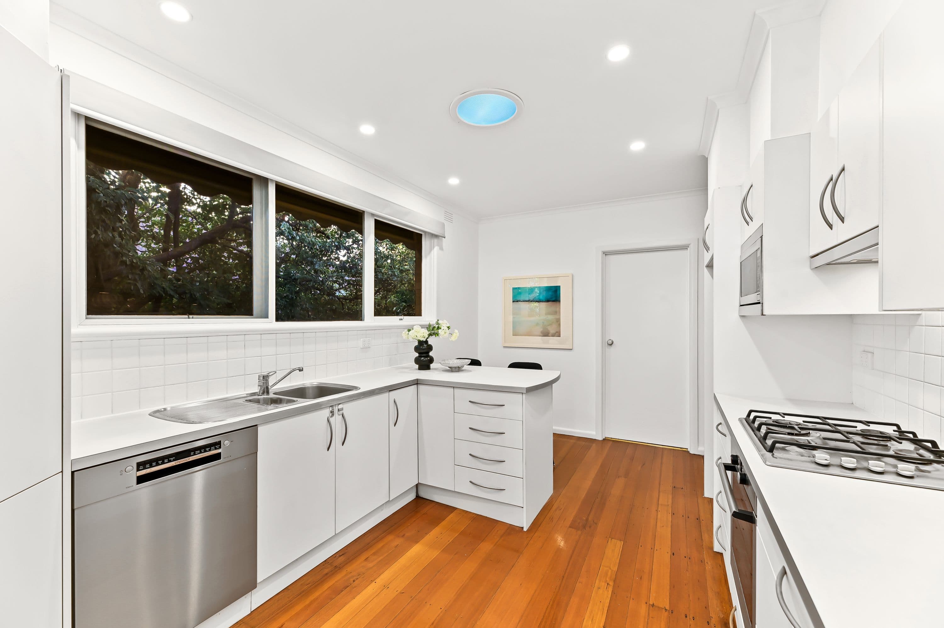17 Cooper Avenue, Glen Waverley VIC 3150, Glen Waverley - Thumbnail 7