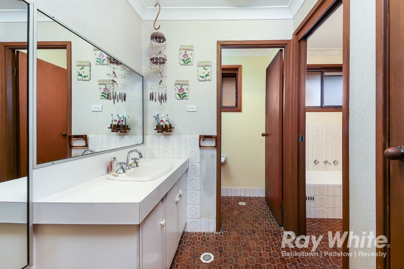 11 Windermere Crescent, Panania - Thumbnail 5