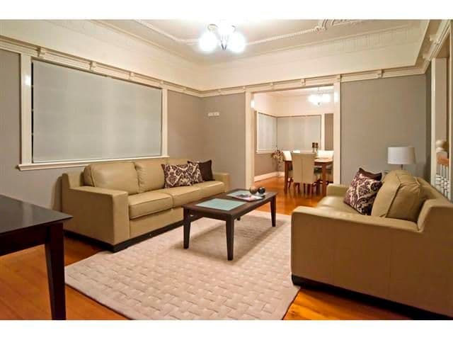 8  Gibson Crescent, HOLLAND PARK QLD 4121, Holland Park - Thumbnail 3