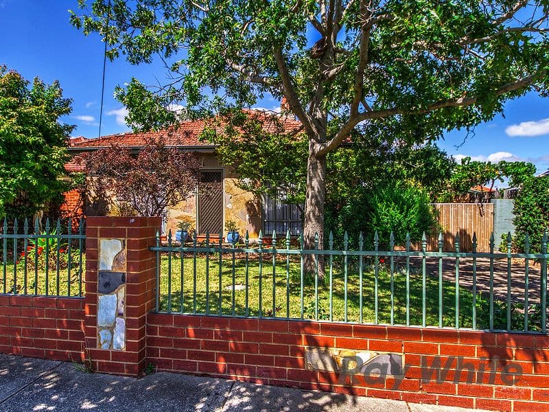 82 Alfrieda Street, St Albans VIC 3021, St Albans - Thumbnail 2