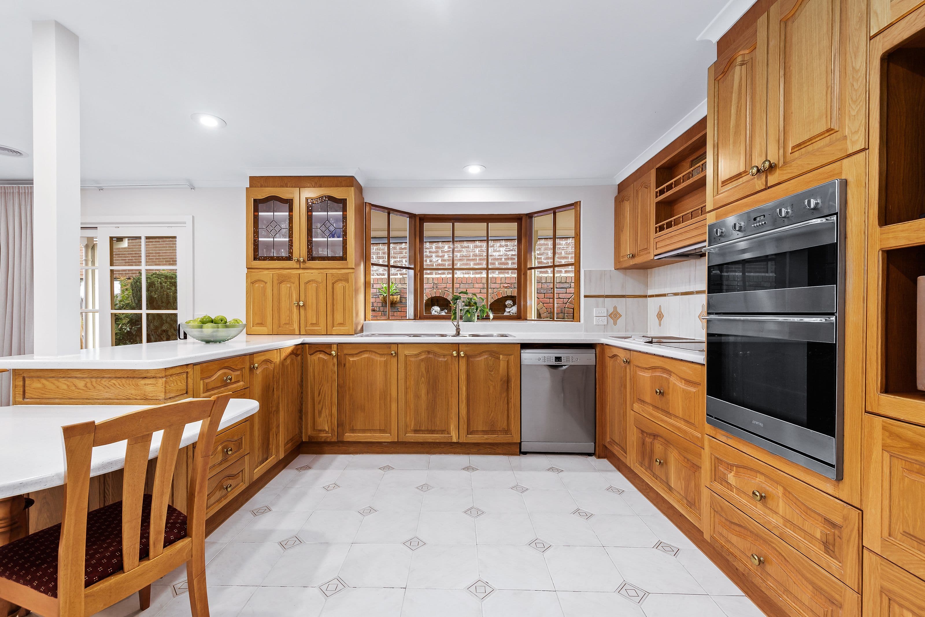 1 Ruth Court, Glen Waverley VIC 3150, Glen Waverley - Thumbnail 6