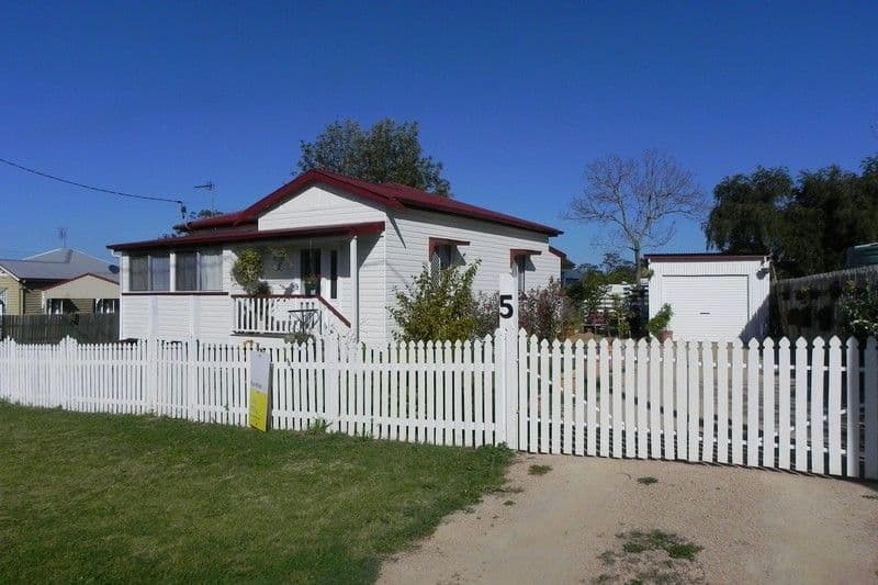 5 Short Street, SOUTHBROOK QLD 4363, Southbrook - Thumbnail 2