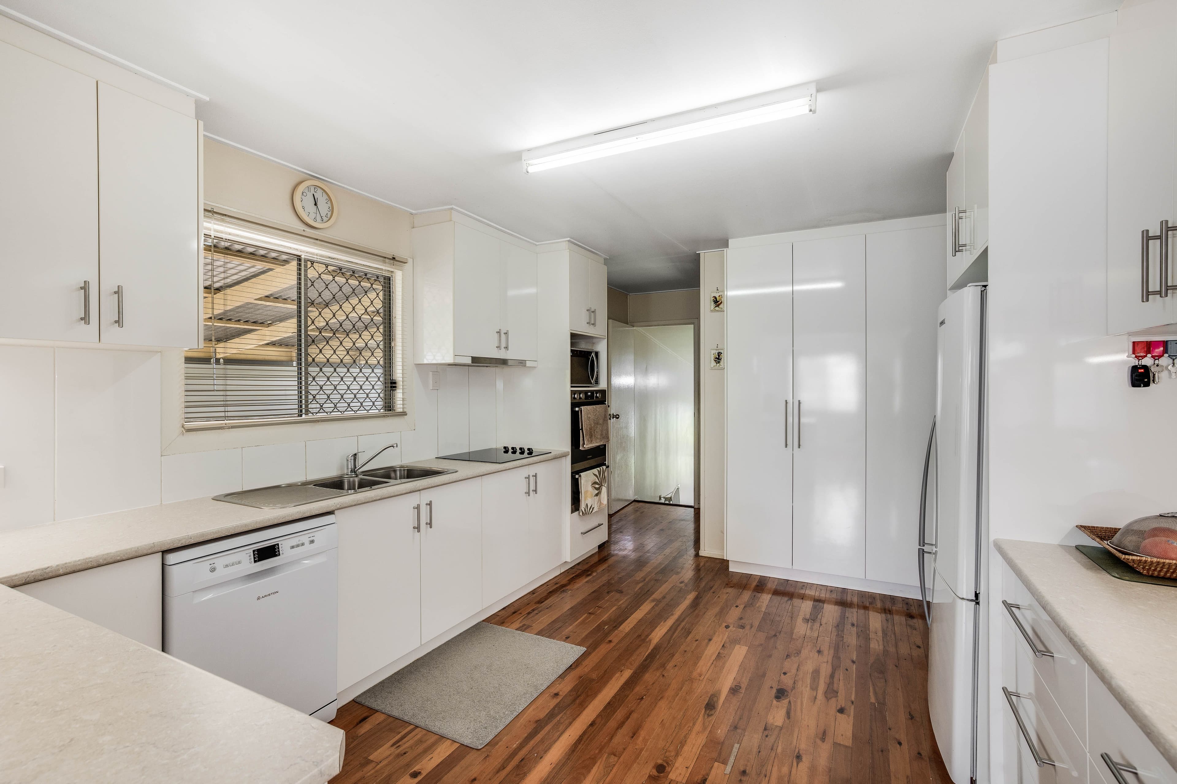 20 Wilfred Street, Harristown QLD 4350, Harristown - Thumbnail 3