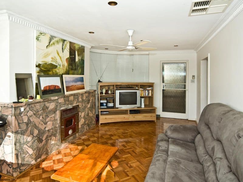 13/2 ANAHEIM DR, Helensvale, QLD, 4212, Helensvale - Thumbnail 3