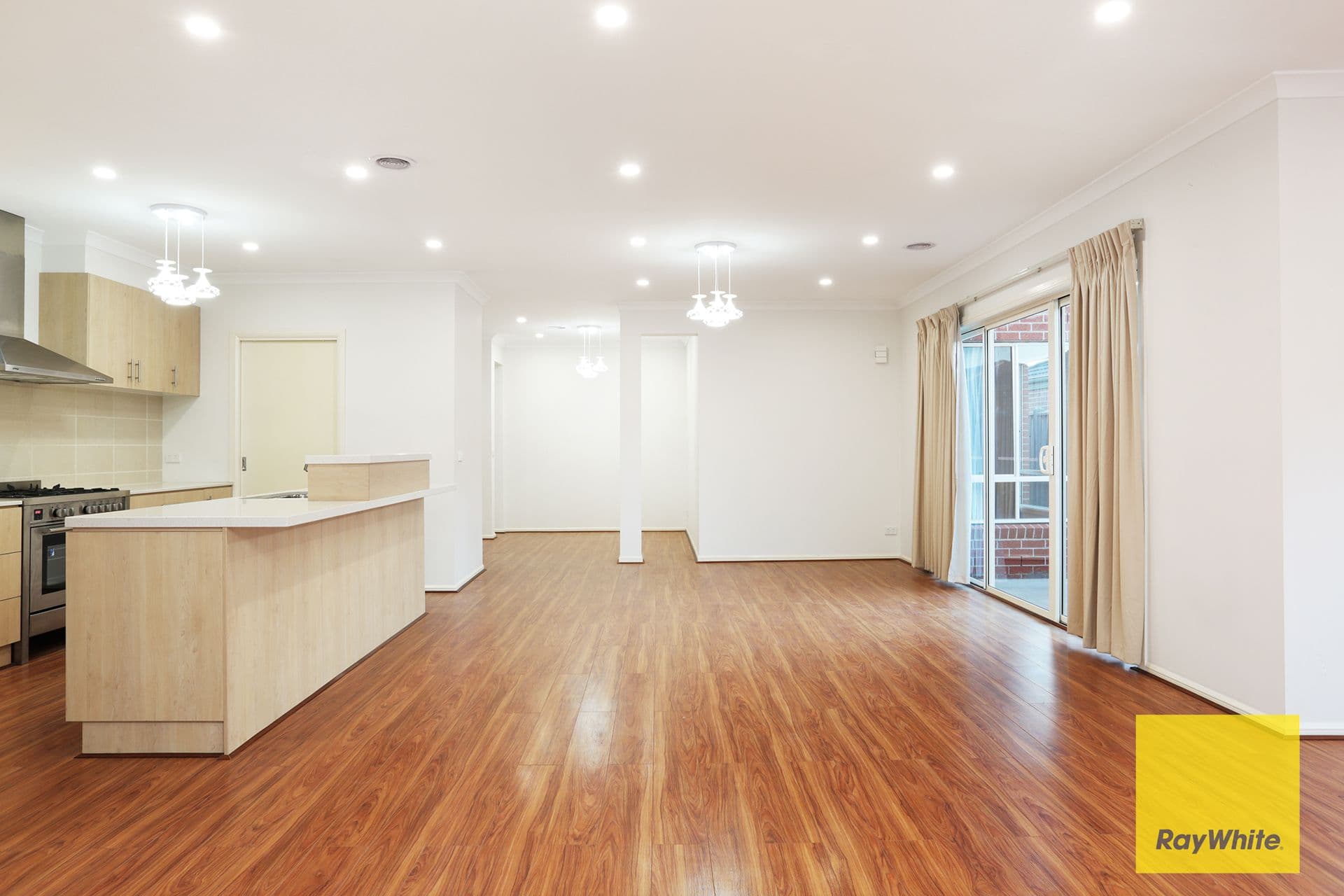 6 Darter Way, Williams Landing VIC 3027, Williams Landing - Thumbnail 4