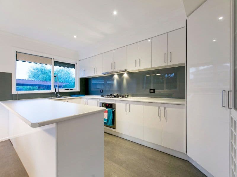 8 Berringa Street, Frankston VIC 3199, Frankston - Thumbnail 2