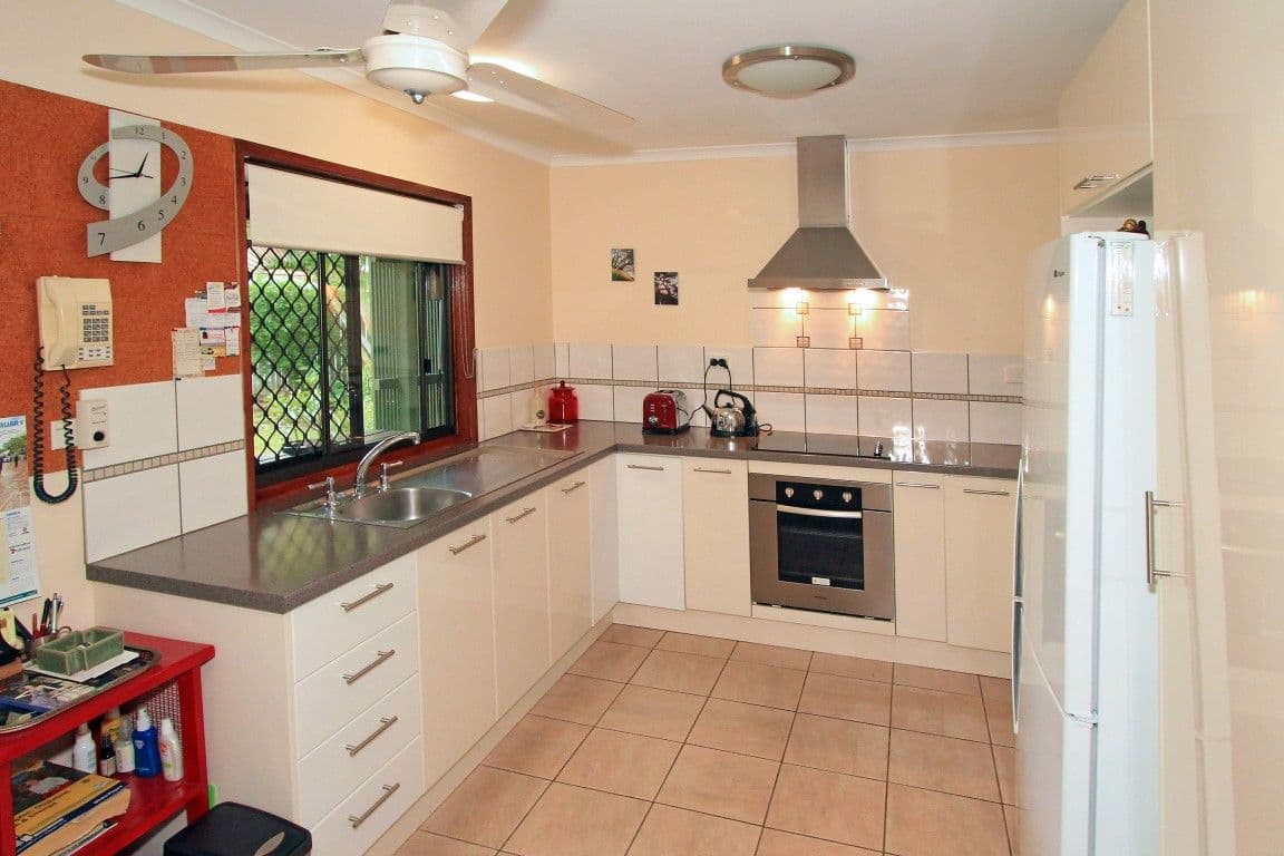 21 McGrath Street, NORMAN GARDENS QLD 4701, Norman Gardens - Thumbnail 5