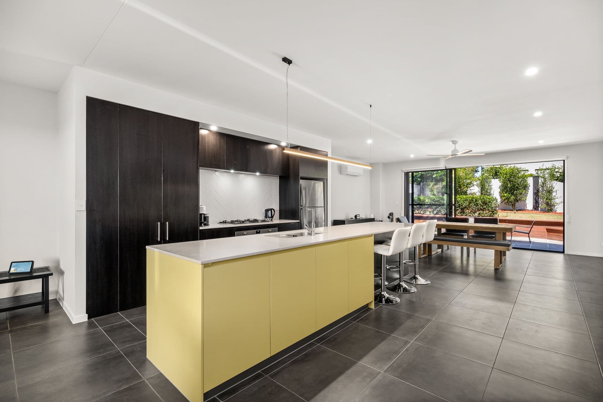 18 Oxley Terrace, Corinda QLD 4075, Corinda - Thumbnail 3