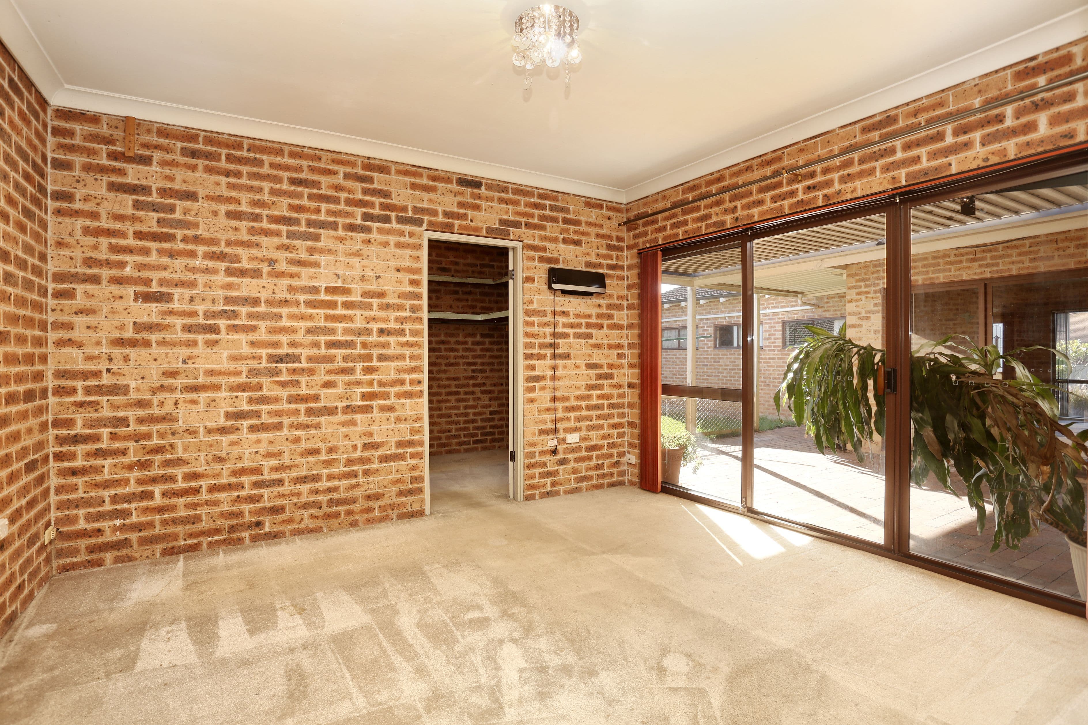 11 Jarrah Place, Bossley Park - Thumbnail 6