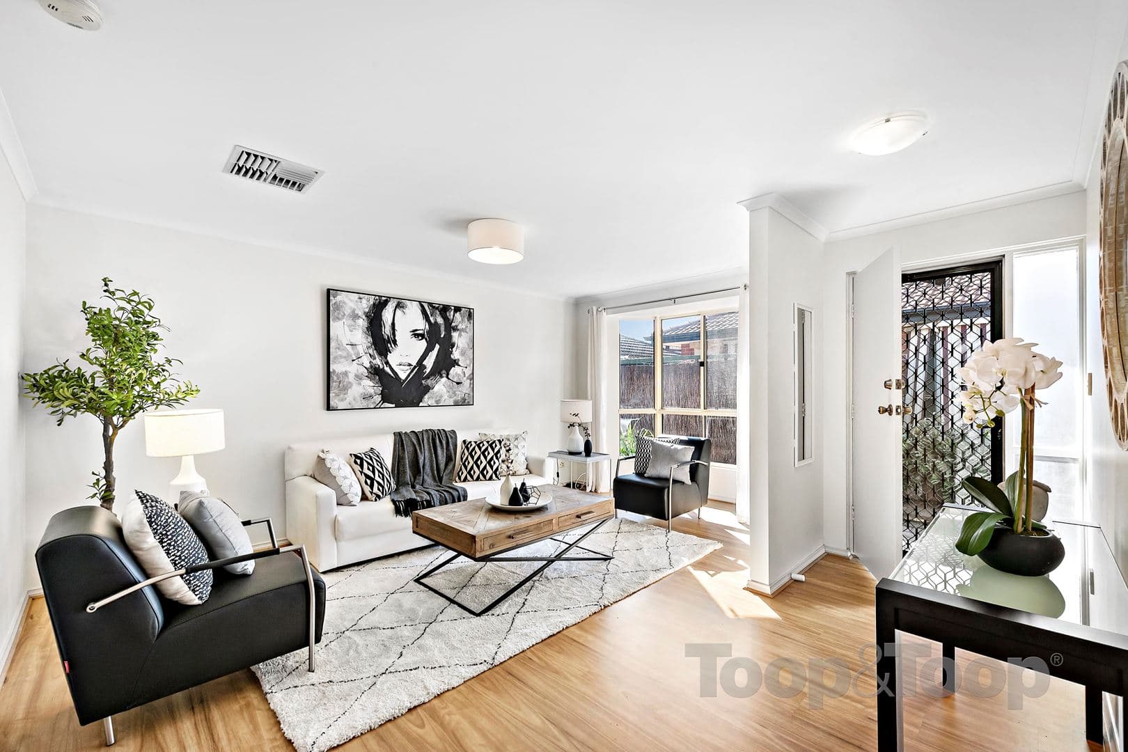 1 / 1A Russell Street, Glenelg North SA 5045, Glenelg North - Thumbnail 2