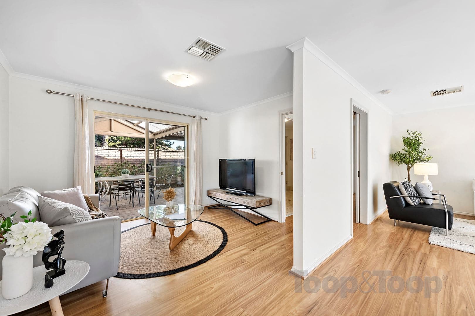 1 / 1A Russell Street, Glenelg North SA 5045, Glenelg North - Thumbnail 3