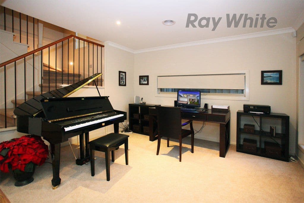 17 Celebration Drive, POINT COOK VIC 3030, Point Cook - Thumbnail 2
