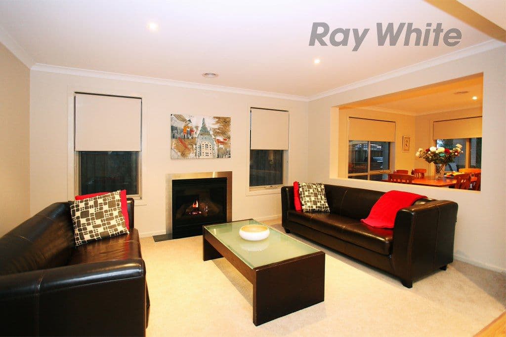 17 Celebration Drive, POINT COOK VIC 3030, Point Cook - Thumbnail 3
