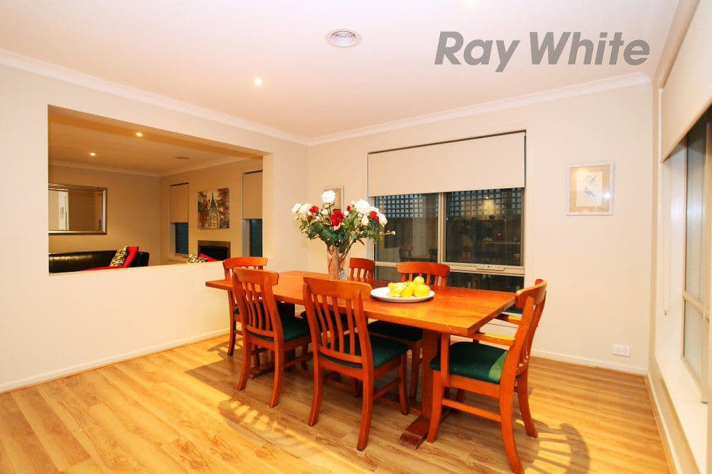 17 Celebration Drive, POINT COOK VIC 3030, Point Cook - Thumbnail 4