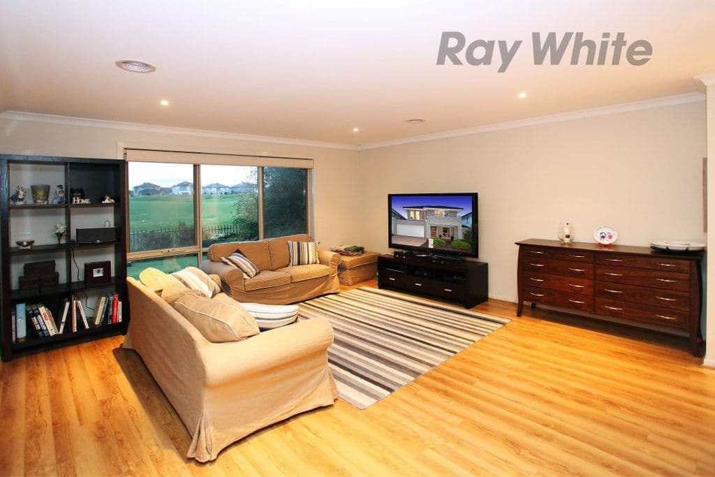 17 Celebration Drive, POINT COOK VIC 3030, Point Cook - Thumbnail 8