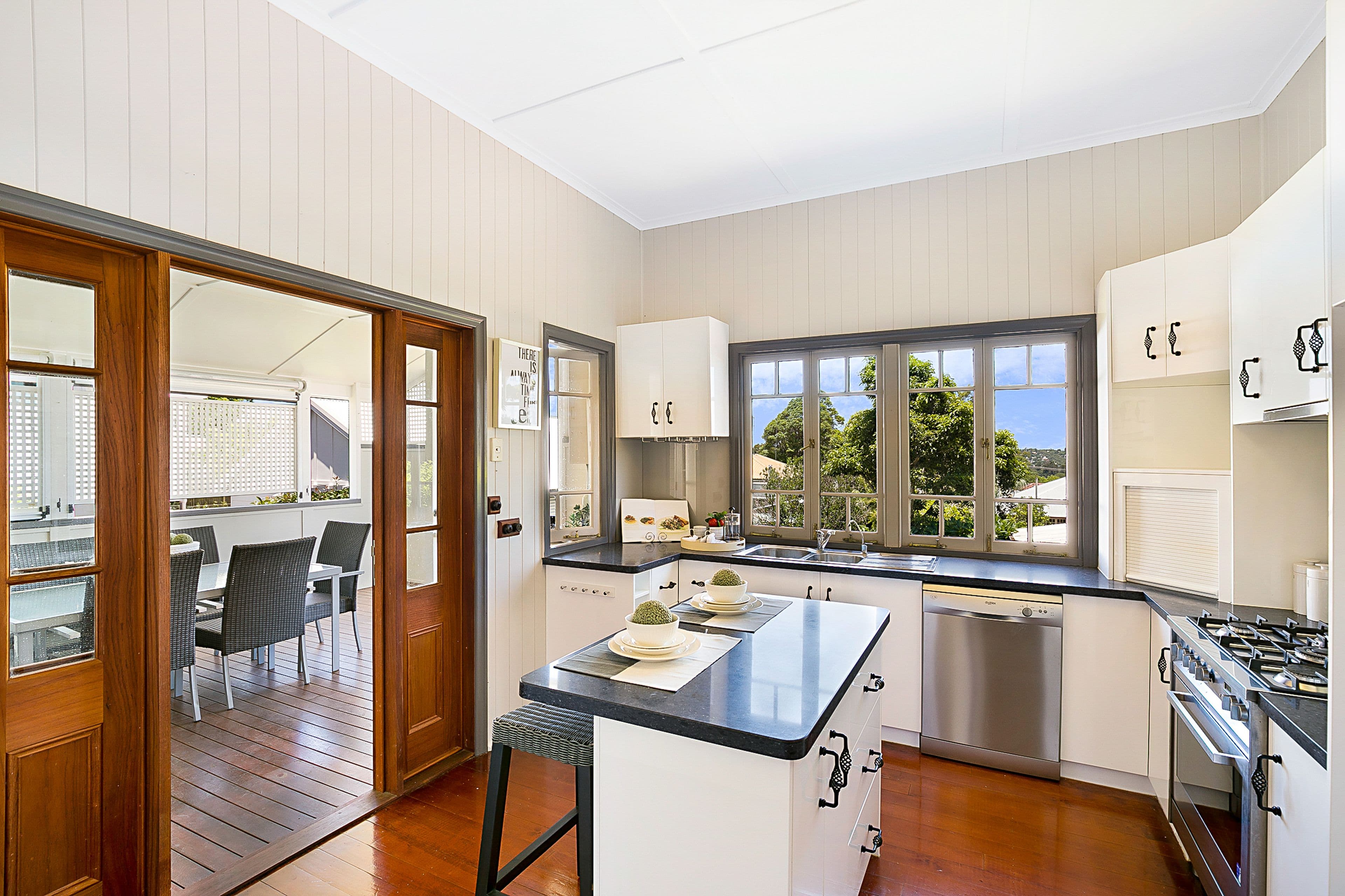 6 Collins Street, Mount Lofty QLD 4350, Mount Lofty - Thumbnail 6