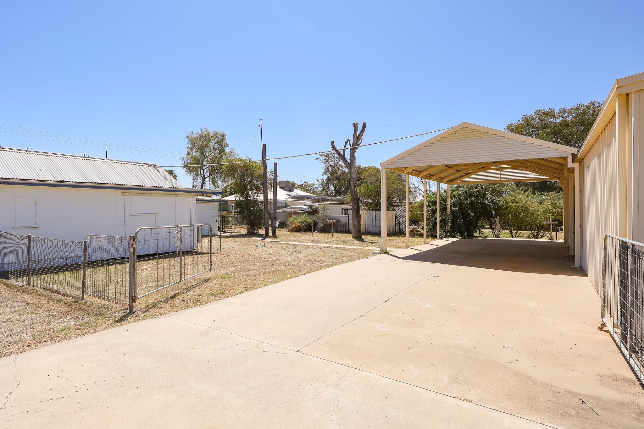 86 Miscamble Street, Roma QLD 4455, Roma - Thumbnail 4