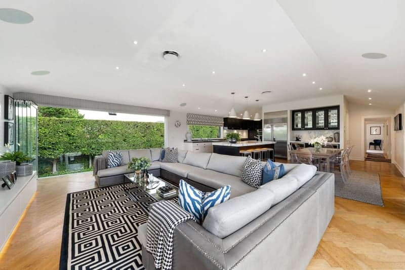 13 Bennison Street, Ascot - Thumbnail 8