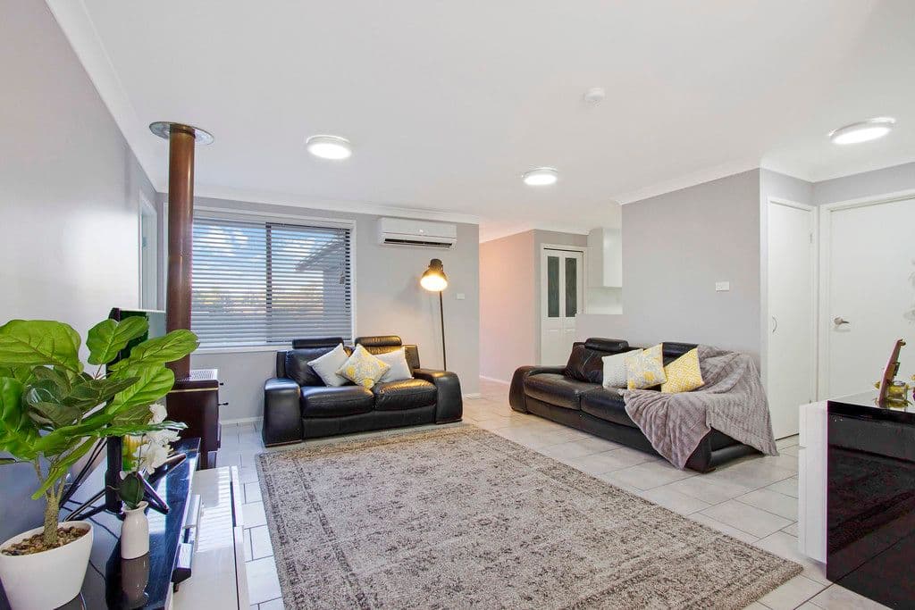 44 Harpur Crescent, South Windsor - Thumbnail 4
