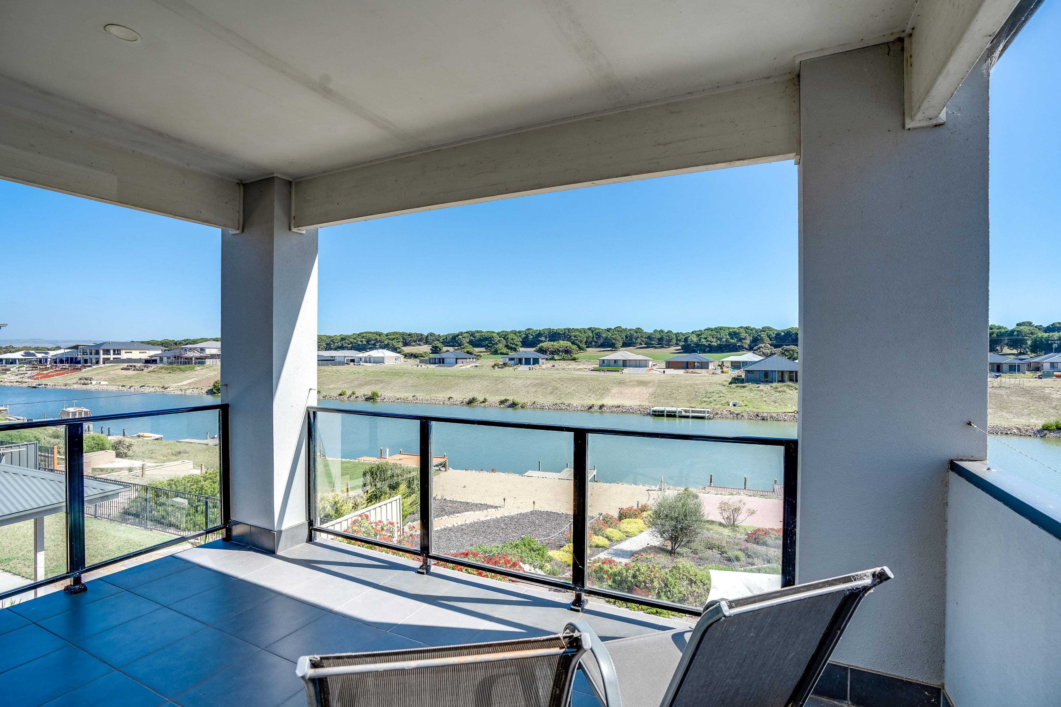 102 Blanche Parade, Hindmarsh Island SA 5214, Hindmarsh Island - Image 1