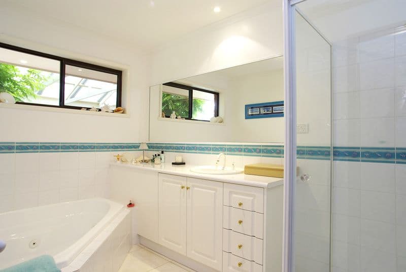 7 Moulamein Court, HAMLYN HEIGHTS VIC 3215, Hamlyn Heights - Thumbnail 4